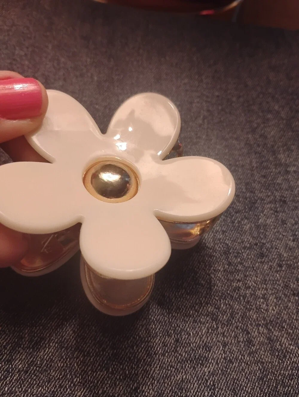 NWOT Gleaming Gold & Cream Jasmine Flower Enamel Finished  Hair Clip